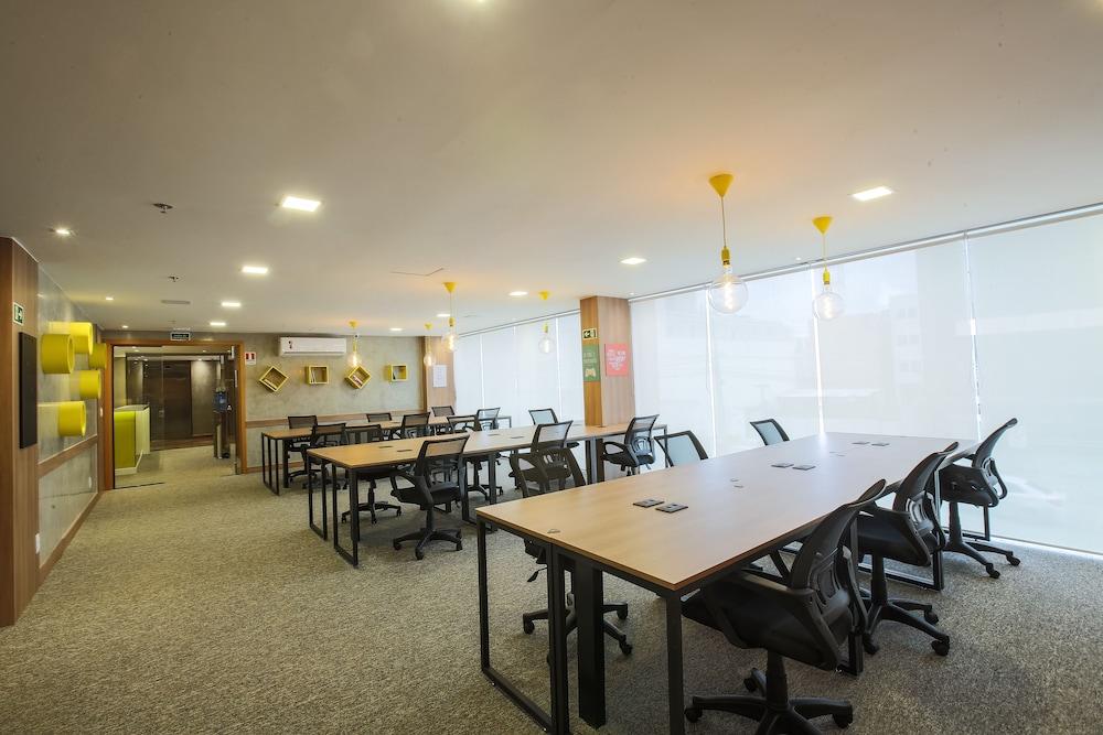 I5 Play Hotel Aguas Claras Kültér fotó